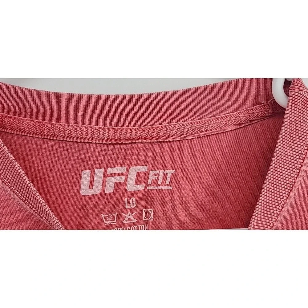 UFC Fit Mens Large Long Sleeve Graphic T-Shirt Red Train Different Cotton LG - Picture 4 of 7